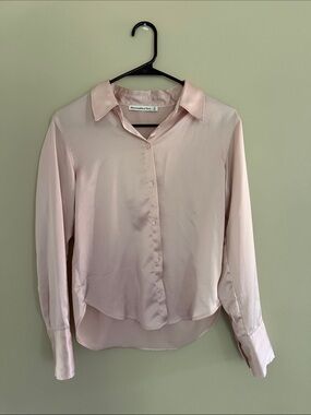 Abercrombie & Fitch Light Blush Satin Button-Down Shirt
